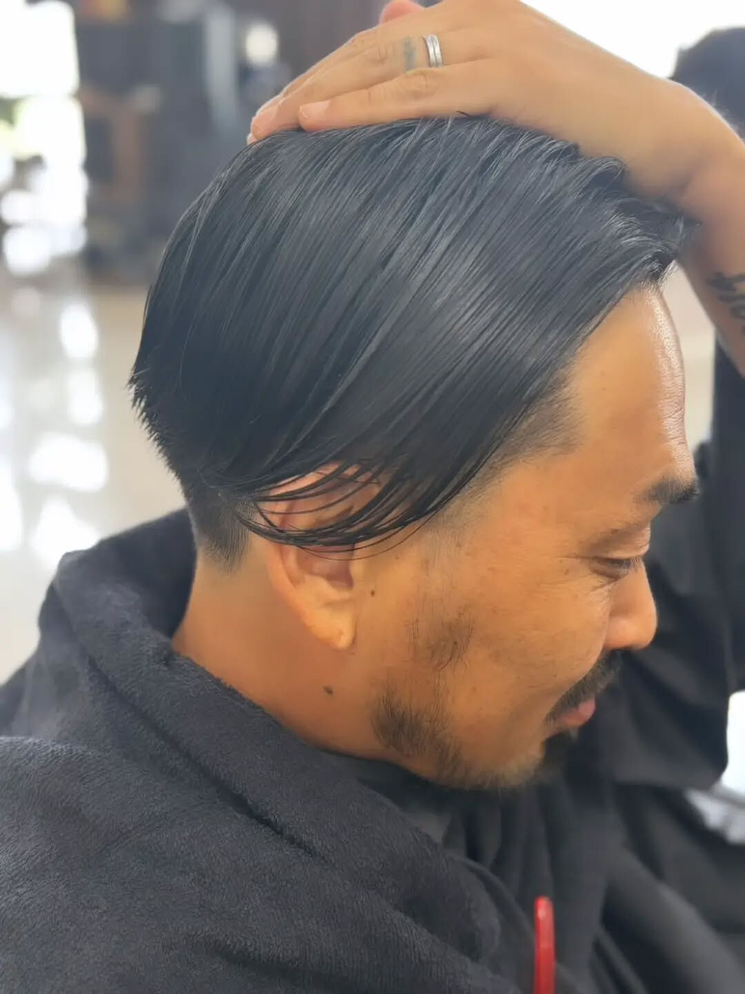 スパイラパーマかけてバックに流してスタイリング🌀